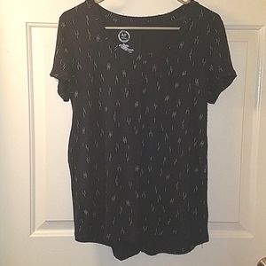 Maurices Navy 24/7 Short Sleeve Tshirt w/Pocket & Silver Slashes